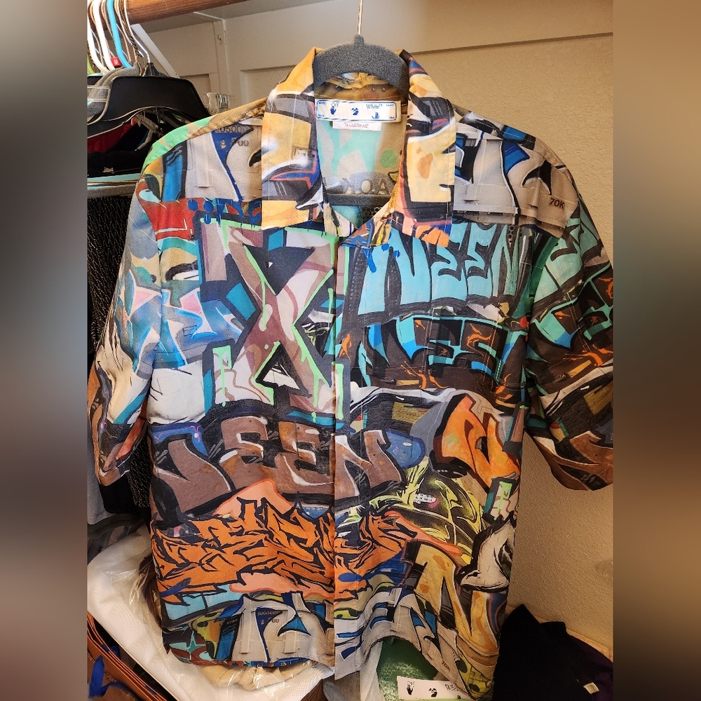 Off White Graffiti Button Down Shirt in L